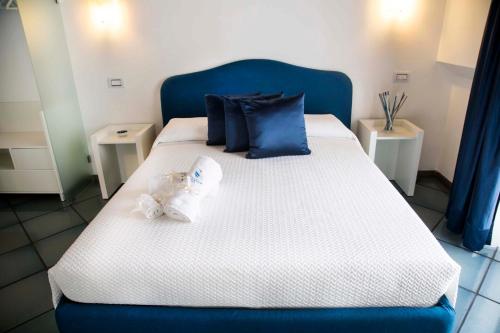 Three-Bedroom Apartment image 10