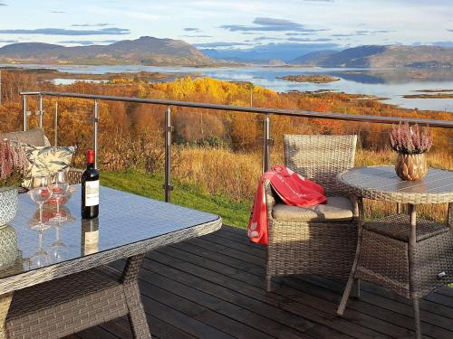 5 person holiday home in Skutvik