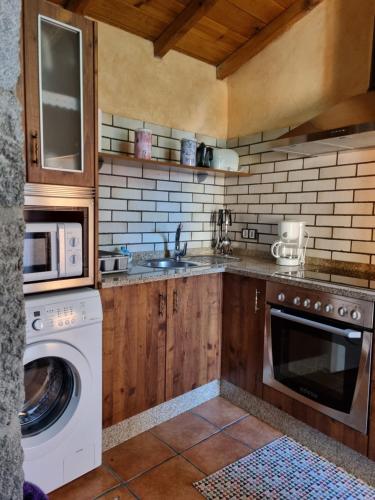 O POMAR VELLO in Cerdedo