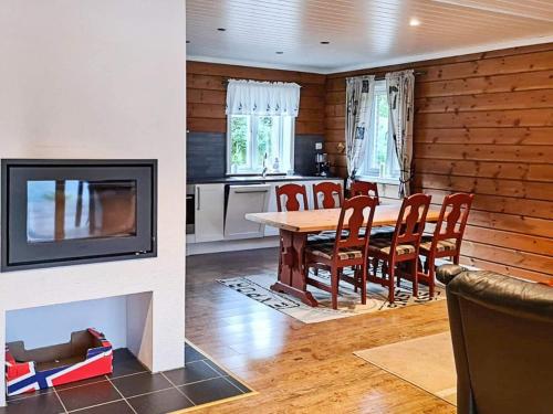 Instalaciones, 7 person holiday home in Svelgen in Svelgen
