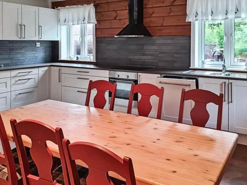 Instalaciones, 7 person holiday home in Svelgen in Svelgen