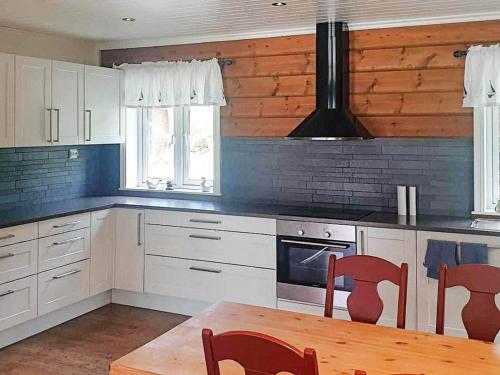 Instalaciones, 7 person holiday home in Svelgen in Svelgen