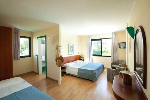 Hotel Falcone - Photo 2