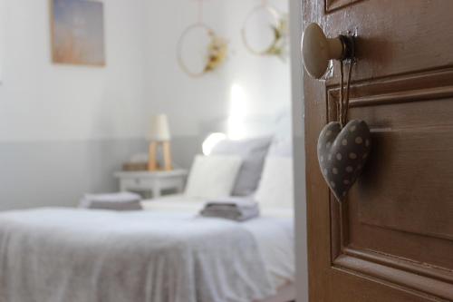 Maison d'hôtes La Poterne - image 9