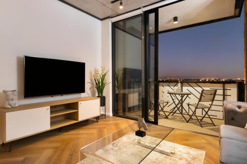 Bridgewater One 605 by HostAgents - image 5