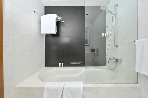 FAHH Lovely Studio at Emaar Fashion Avenue - main image