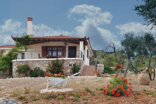 Villa Oceanis - Luxury Seaside Villa