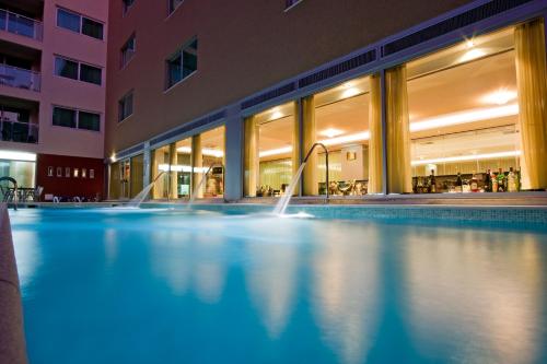 Swimming pool, Monte Gordo Hotel Apartamentos & Spa in Vila Real de Santo Antonio
