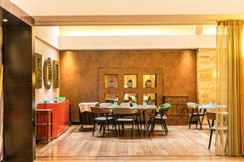 Enterprise Hotel Design & Boutique - image 34