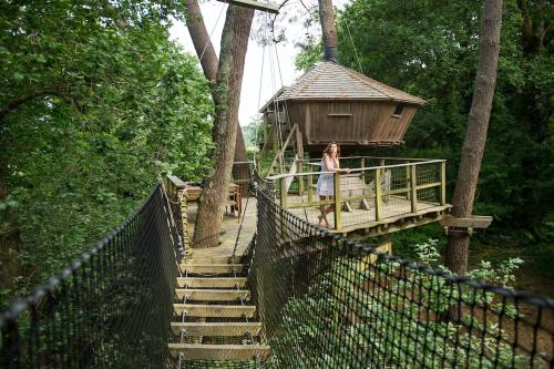 Dihan Evasion- Outdoor accommodations - image 3
