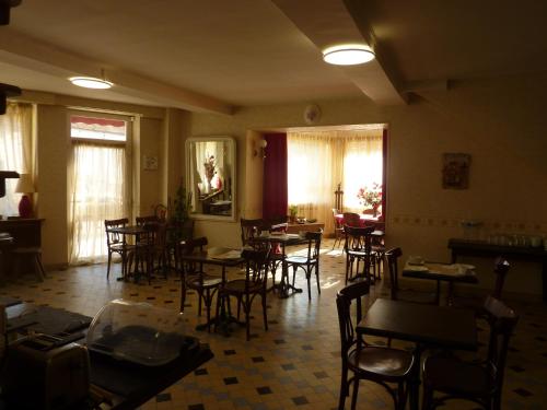 Restoran, Hotel A La Renommee in Vezelay
