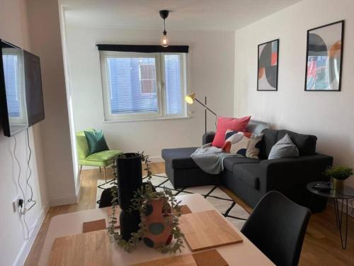 Picture of Quayside By Mia Living Modern One Bedroom Apartment In Cardiff Bay