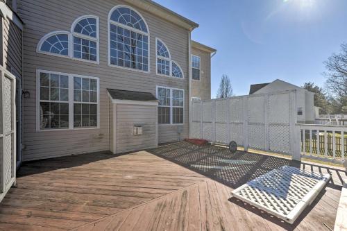 Spacious Family Home 16 Mi to Downtown Baltimore! in 埃利科特城