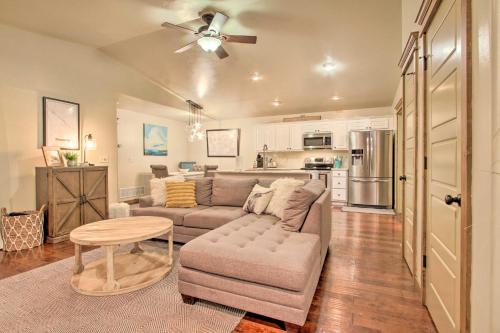 Townhome with Private Hot Tub, 8 Mi to Downtown in Bozeman, USA