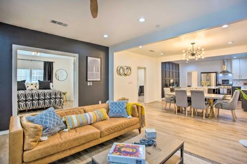 Home with Fire Pit and Gazebo, 4 Mi to Downtown Dallas in Dallas, USA