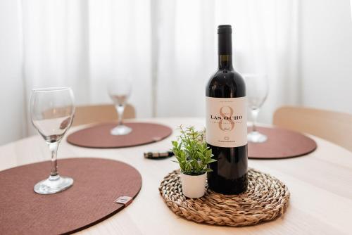 Apartamentos FV Flats Valencia - Mestalla II - image 10