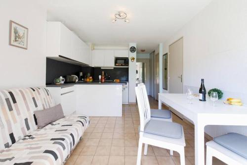 Palme d'Or YourHostHelper