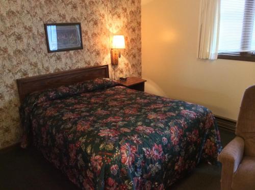 1 queen bed