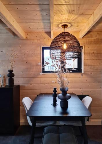Facilities, Nieuw! Sfeervol Tiny House in de natuur en aan het water in Hulshorst