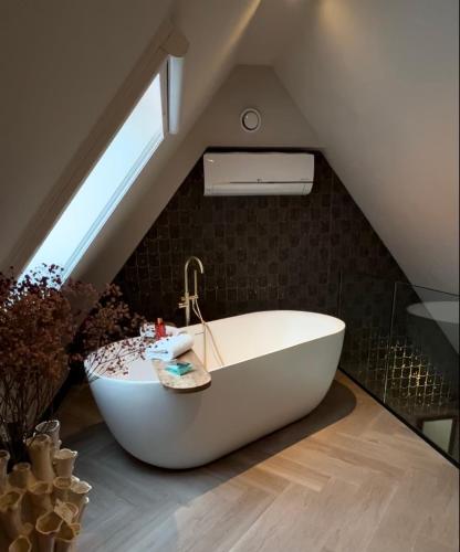Harbour Suites Boutique Hotel 4