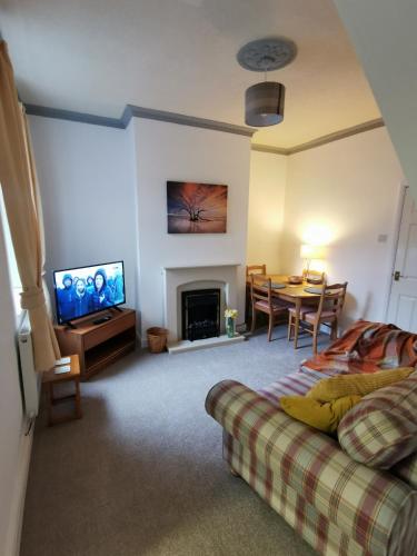 Parkside House 3 bedroom 2 bathroom. parking. gîte à louer Abbey Park Hospital The