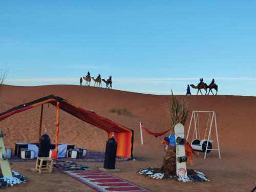 B&B Merzouga - Camel Trips Luxury Camp - Bed and Breakfast Merzouga