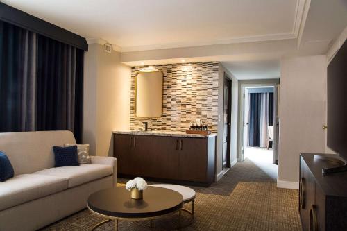 The Yorkville Royal Sonesta Hotel Toronto