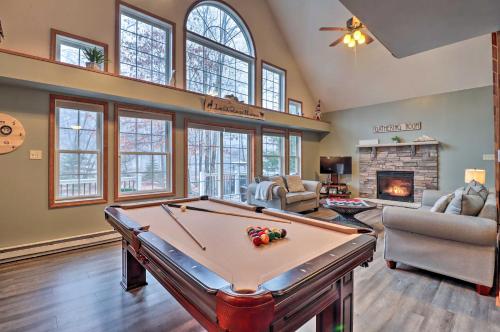 Pocono Family House with Hot Tub Near Ski Resorts! - image 32
