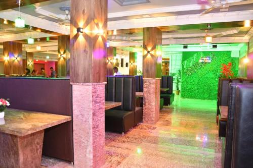 โรงแรมคันปาติ พลาซา (Hotel Ganpati Plaza) in อัจเมอร์