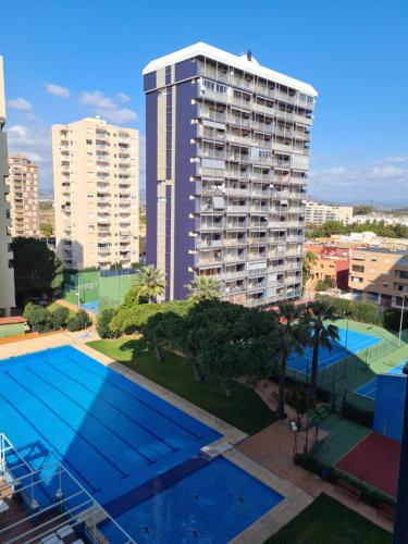 Precioso apartamento residencial con vistas al mar