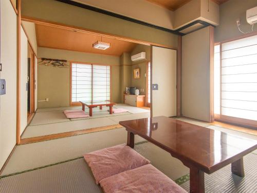 Japanese-Style 8 tatami 2 Rooms - Non-Smoking