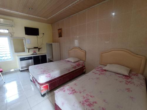 . Hotel Grand Kemuning Baturaja