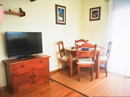  LA LUNA DE LUANCO, céntrico, confort y con parking in Luanco