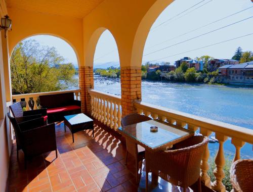 B&B Kutaisi - Sanapiro Hotel - Bed and Breakfast Kutaisi