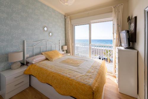  Beach House Algarrobo Costa, Pension in Caleta De Velez