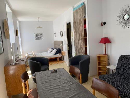 Logis B21, Rochefort (photo 2)