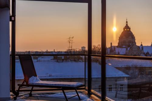 Noir Hotel - Penthouse Apartman - image 12