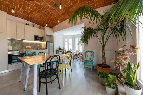 Newly renovated room w Pool & BikeParking in La Creueta