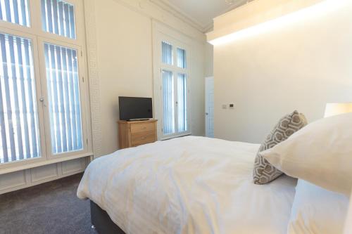 The Windsor Suite 3