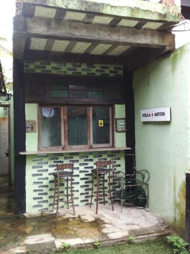 Casa na Ilha Primeira, Qto e Sala, na BARRA para ate 04 pessoas! in Itanhanga