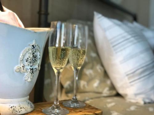 FARMHOUSE INN private apartments in 哥倫布市中心