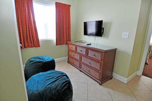 Amb 201 Incredible 8 Bedroom with 6 full bath. Pool Jacuzzi - image 10