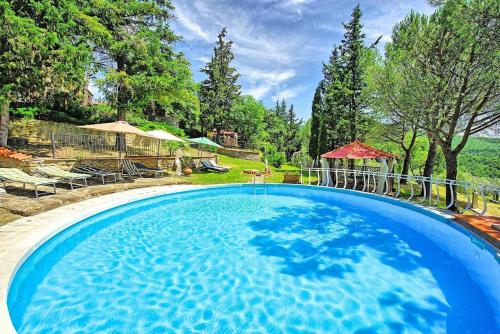 Úszómedence, Villa Luciano by PosarelliVillas in Chiassa Superiore