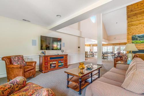 Salt Pond -- 10 Spinnaker Vilage in Seaford (DE)