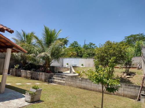 Espaço familiar com piscina em Penedo