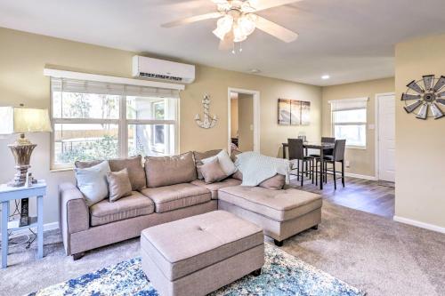 Less Than 1 Mi to Lake Weir Quiet Summerfield Getaway in Weirsdale