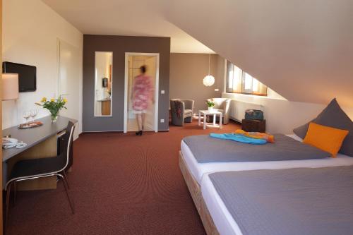 1 queen bed