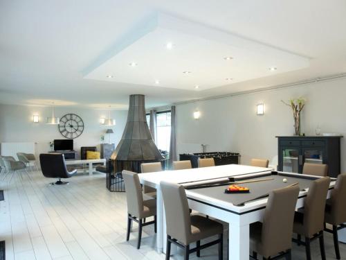 Gîte Féchain, 8 pièces, 14 personnes - FR-1-510-96 gîte à louer Hem-Lenglet