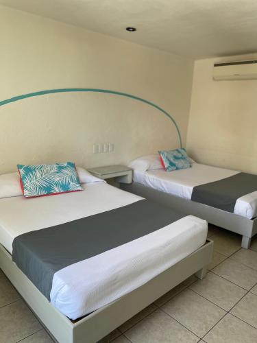 Luna Creciente – Huatulco, LA
