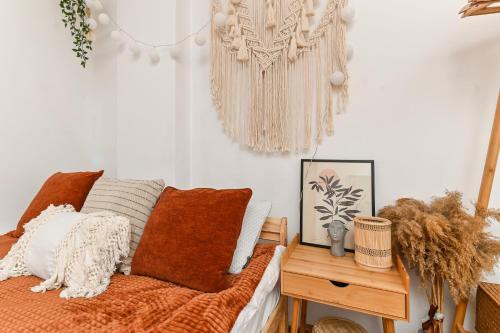 Cosy&Art 1BD Apartment next to Slaveykov Square by Flat Mаnager, Sofia (Foto 8)